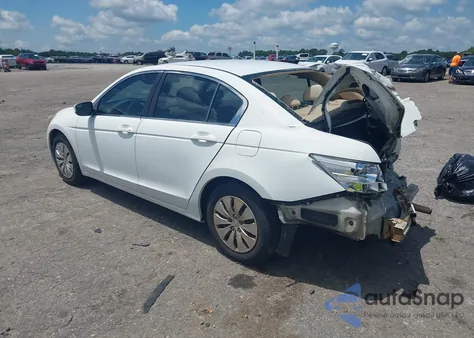 2010 Honda Accord 2.4 Lx из США, поврежденный, VIN 1HGCP2F32AA175840